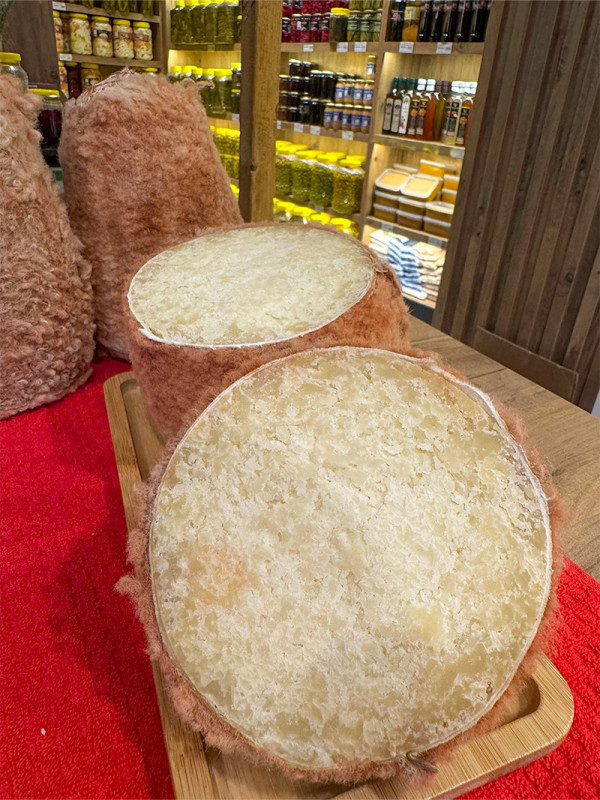 Karaman Divle Obruk Tulum Peyniri