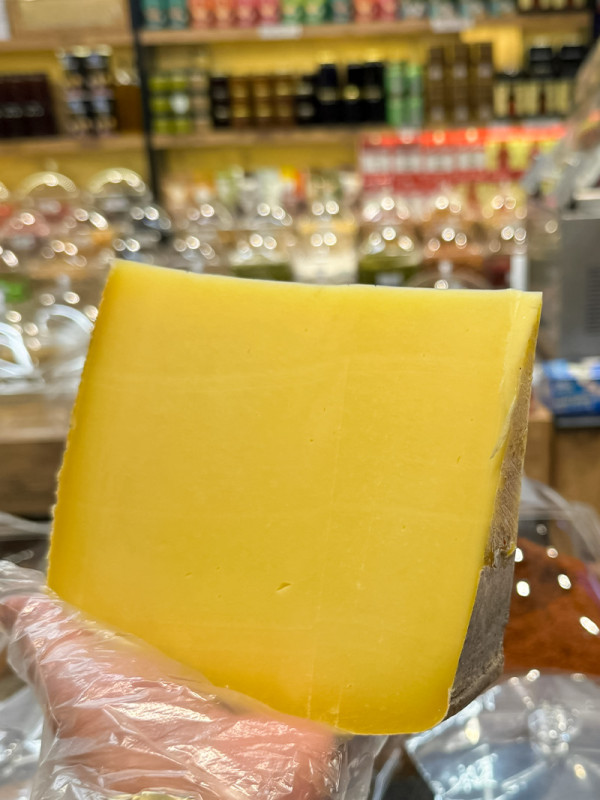 Kars Eski Kaşar Peyniri