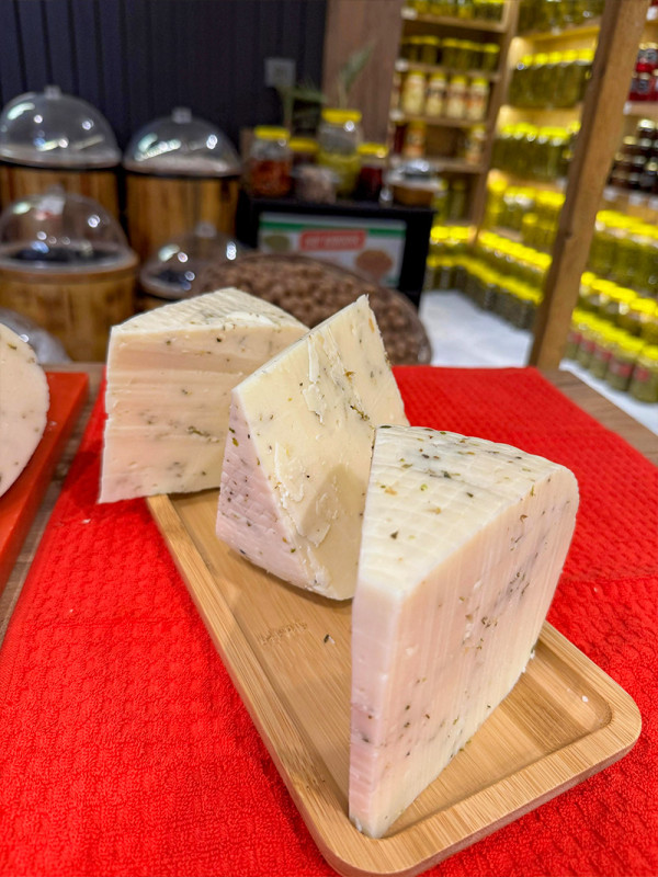 Kekikli Sepet Peyniri