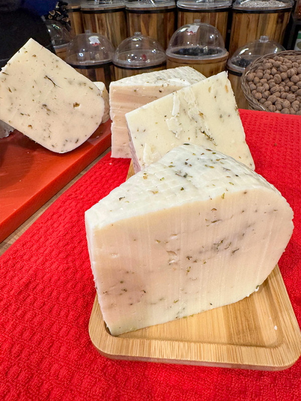 Kekikli Sepet Peyniri